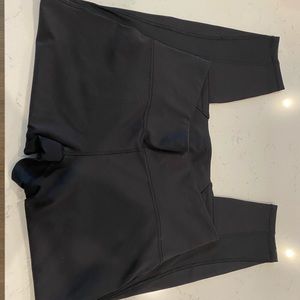 Lululemon train times legging w/mesh insert